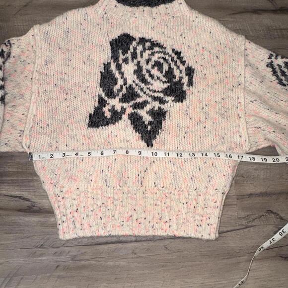 Anthropology Chunky Knit Floral Rose Graphic Sweater Cottage Cozy Cropped NWT S - Picture 2 of 6